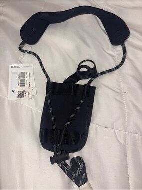 Lululemon Hold On Lanyard One Size Reflective Detail Black